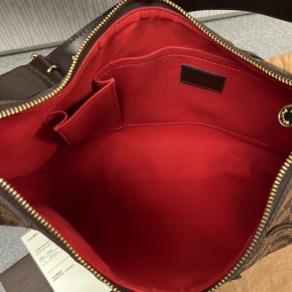 Authentic Louie Vuitton Thames GM Damier - Picture 6 of 16